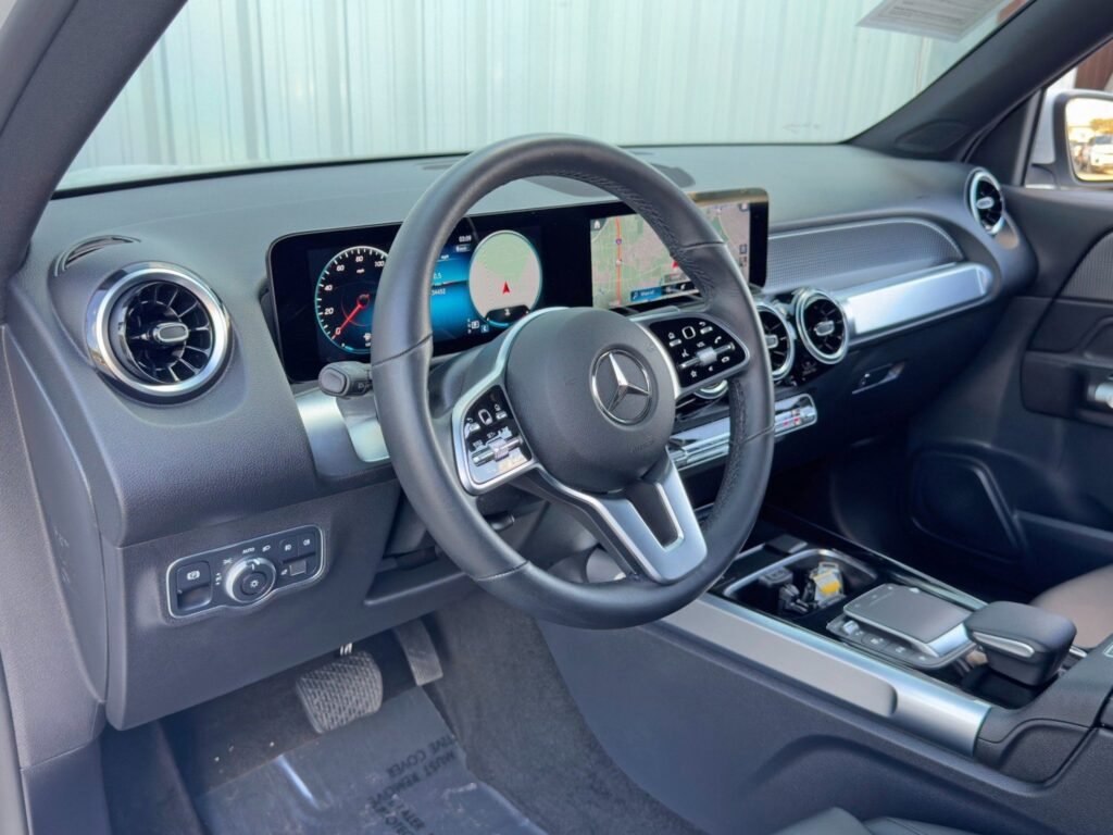 صورة السيارة