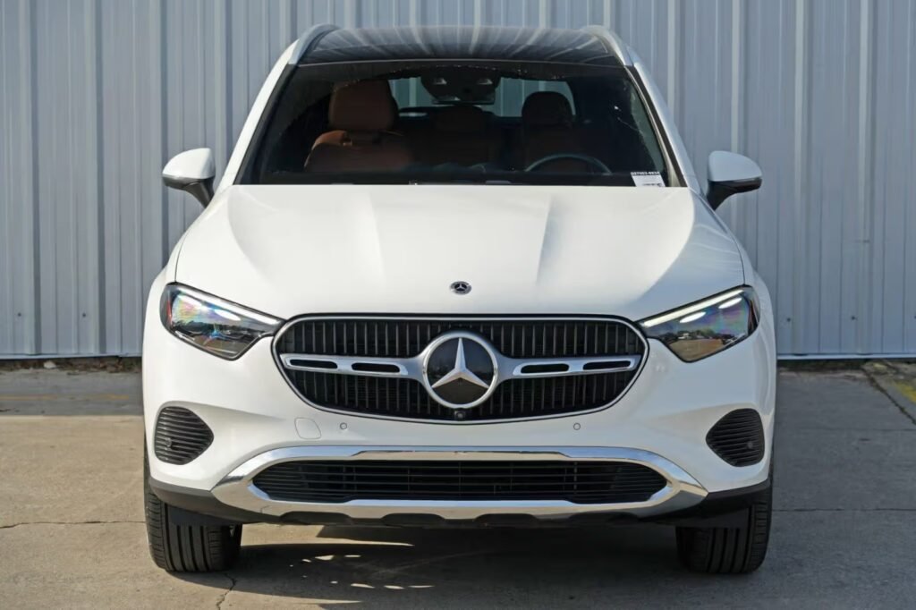 صورة السيارة