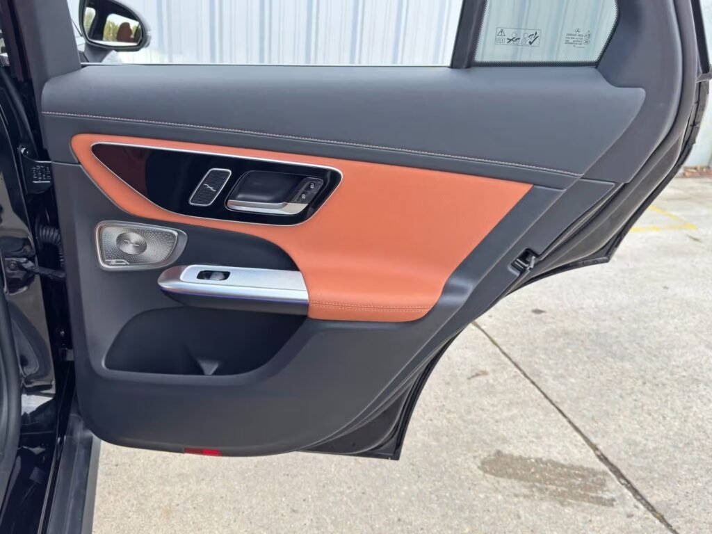 صورة السيارة