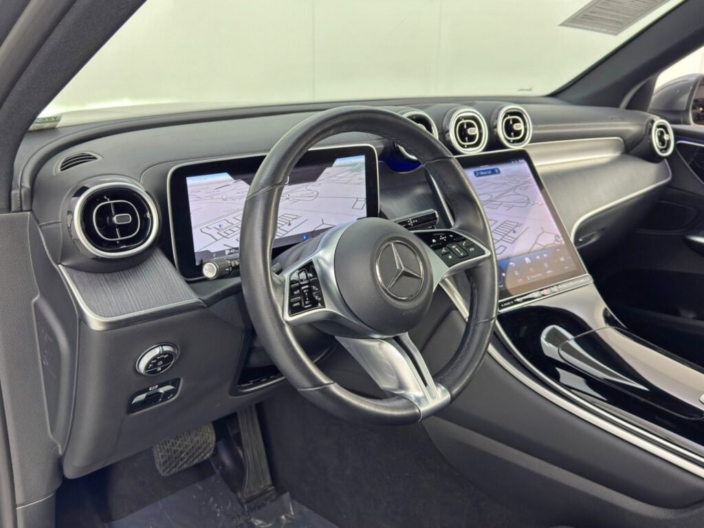 صورة السيارة