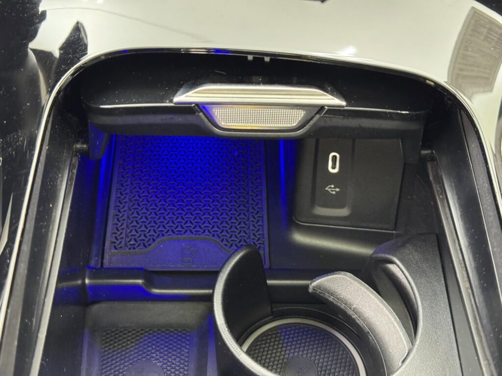 صورة السيارة