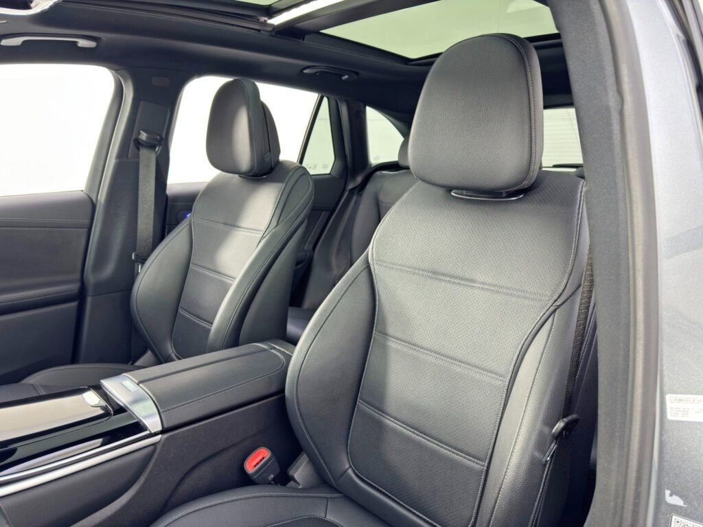 صورة السيارة