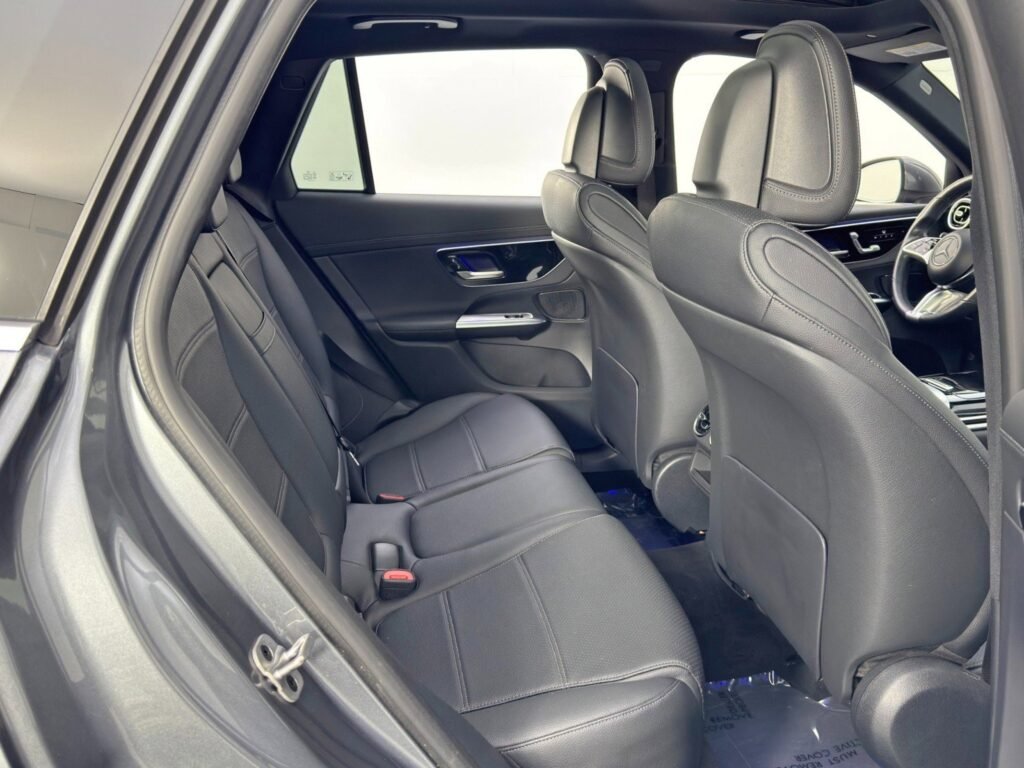 صورة السيارة