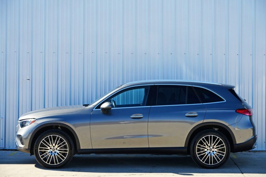 صورة السيارة