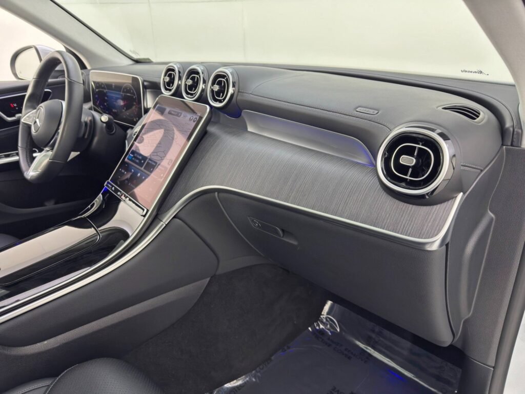 صورة السيارة