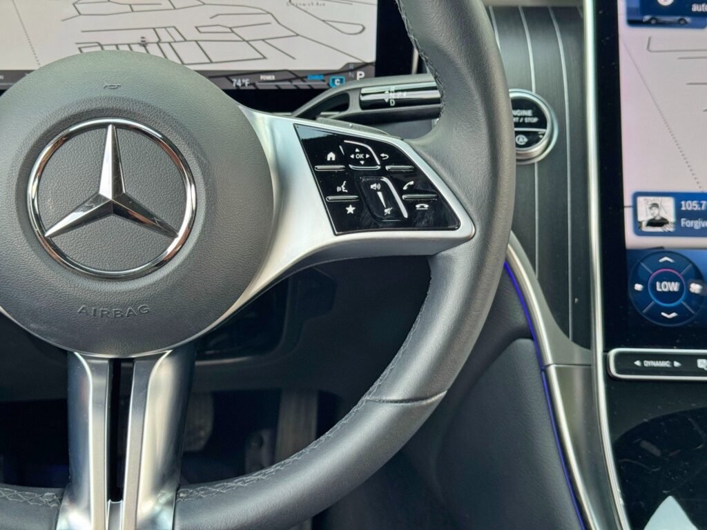 صورة السيارة