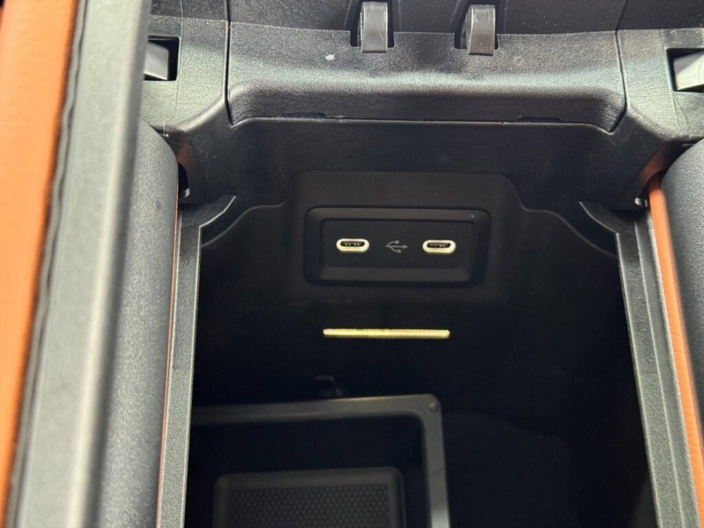 صورة السيارة