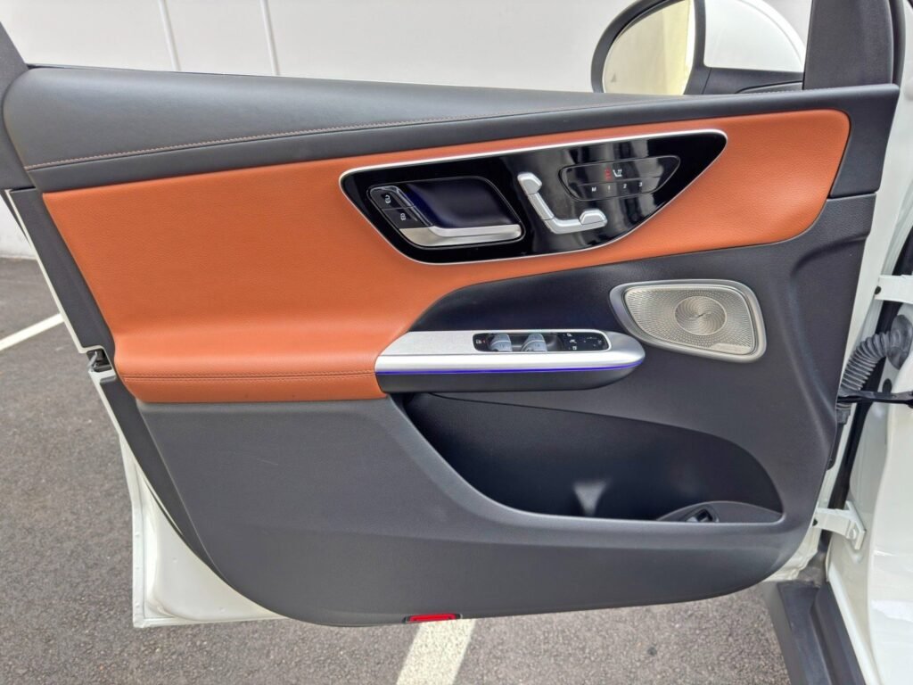 صورة السيارة