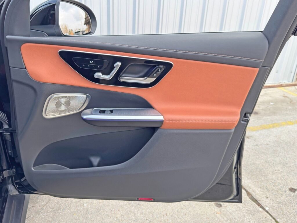 صورة السيارة