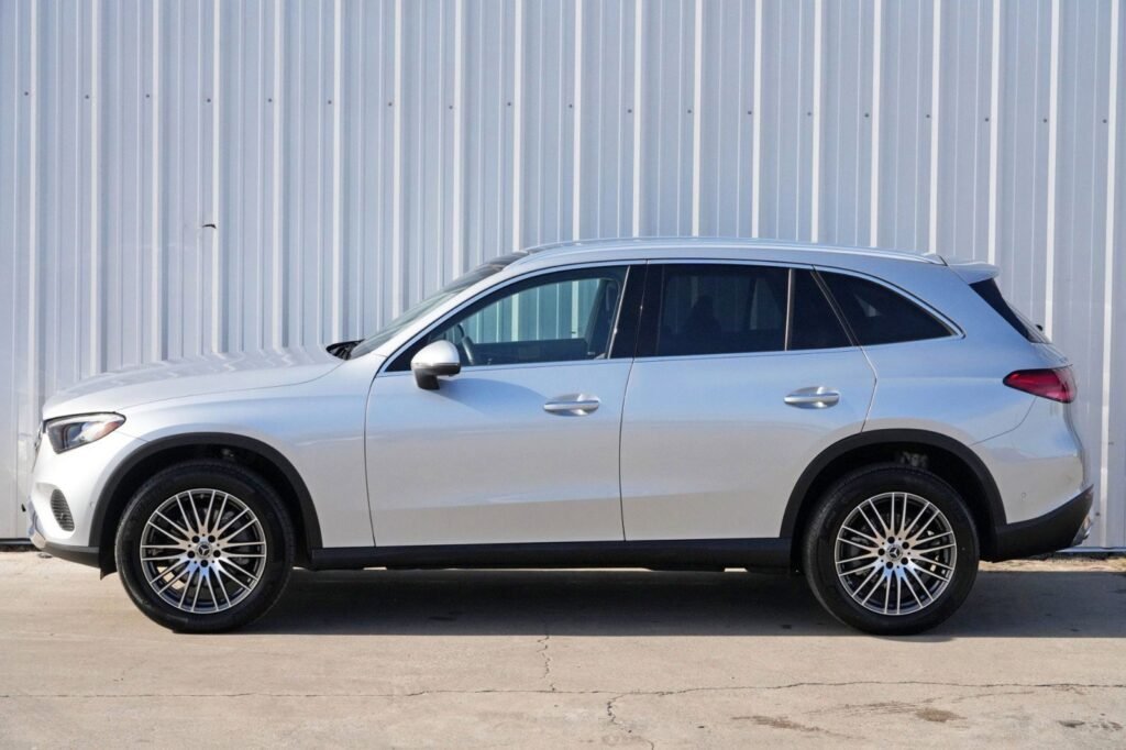 صورة السيارة