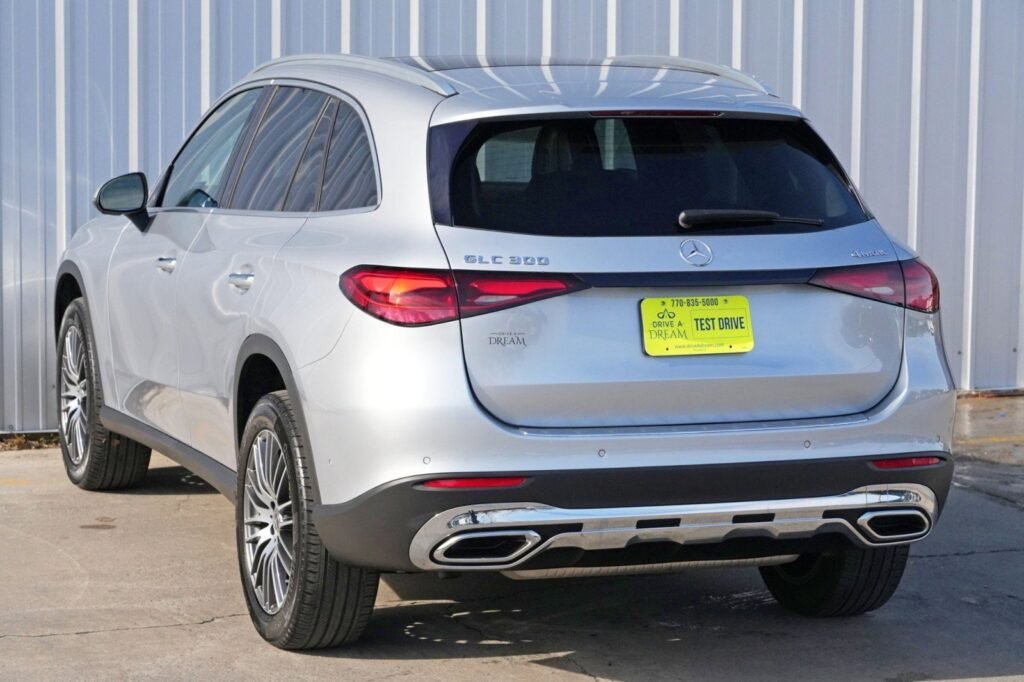 صورة السيارة