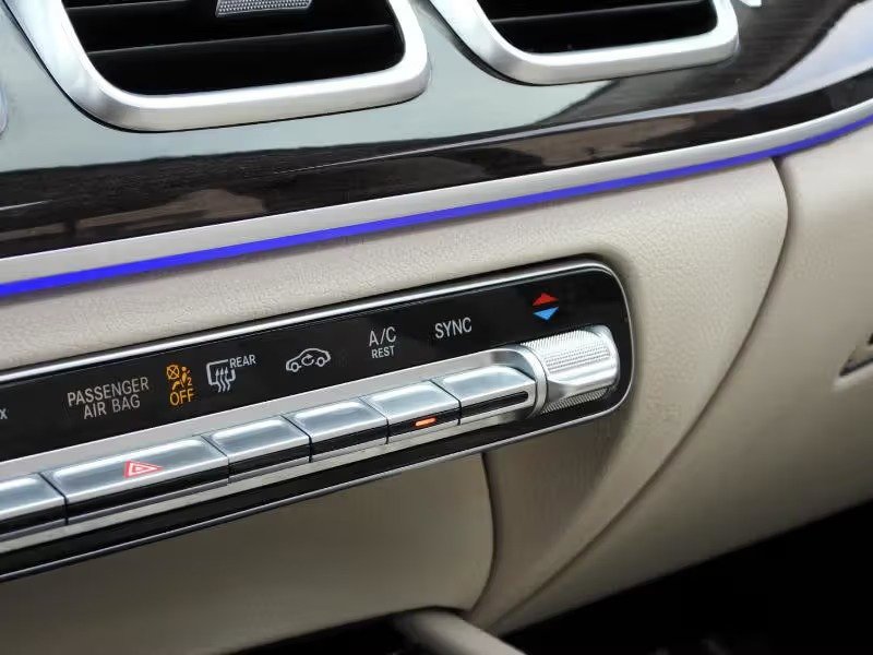 صورة السيارة