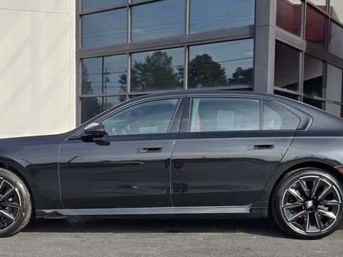 صورة السيارة