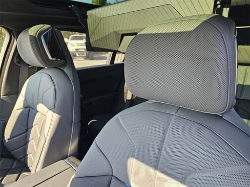 صورة السيارة