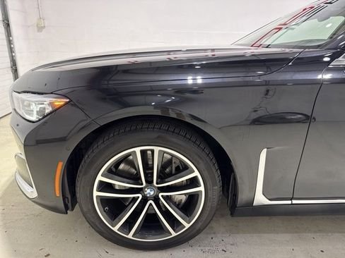 صورة السيارة