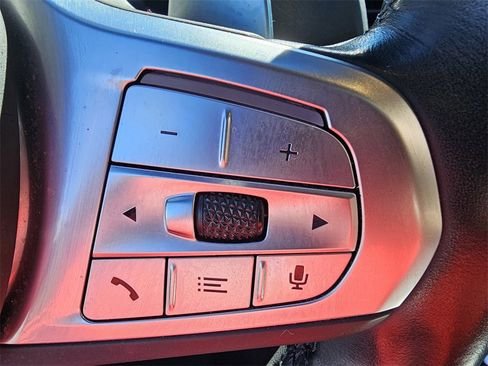 صورة السيارة