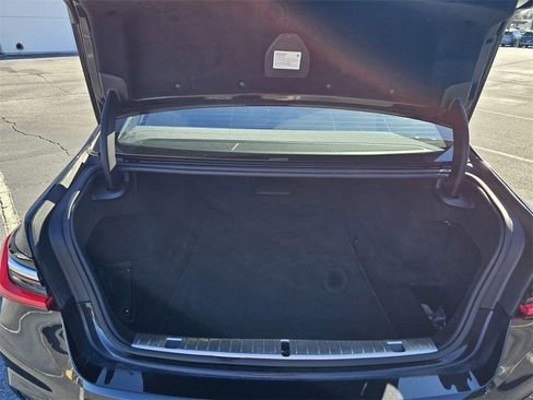 صورة السيارة