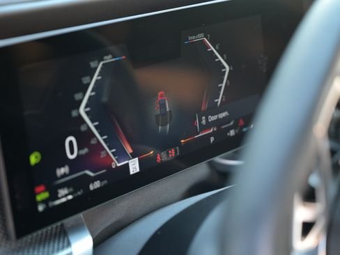 صورة السيارة