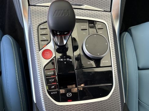 صورة السيارة