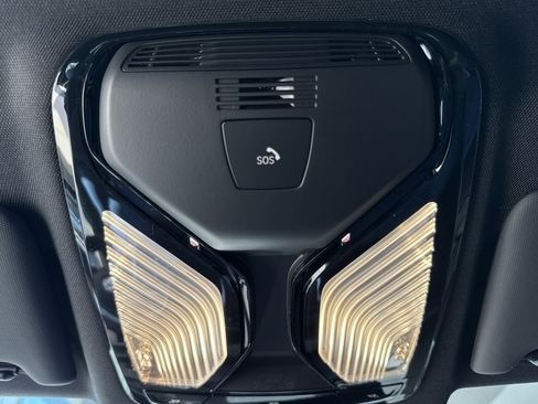 صورة السيارة