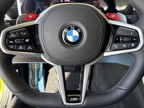 صورة السيارة