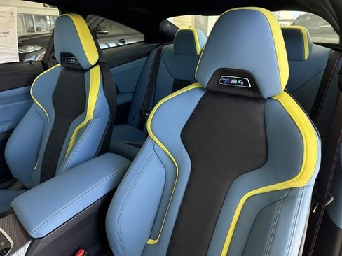 صورة السيارة