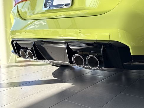 صورة السيارة