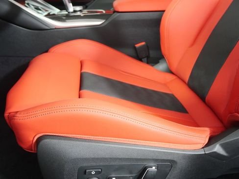 صورة السيارة