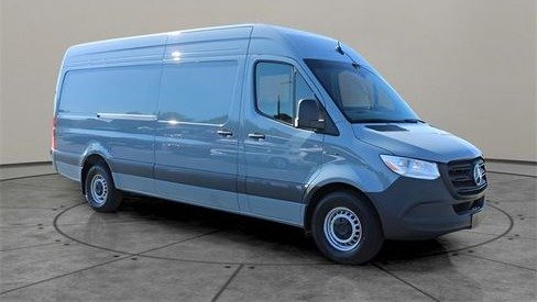 صورة السيارة