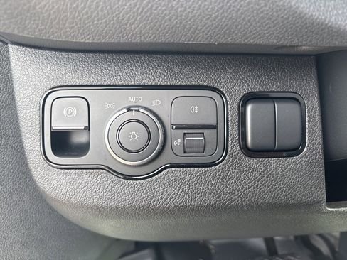 صورة السيارة