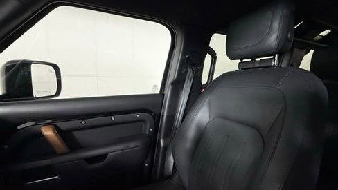 صورة السيارة