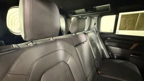 صورة السيارة