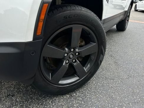 صورة السيارة