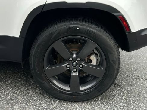 صورة السيارة