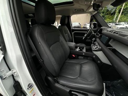 صورة السيارة