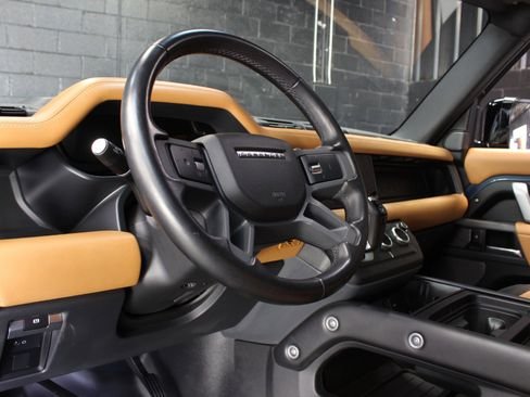 صورة السيارة