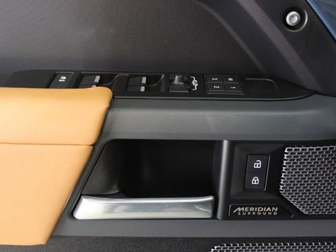 صورة السيارة