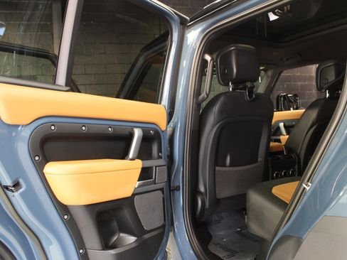 صورة السيارة