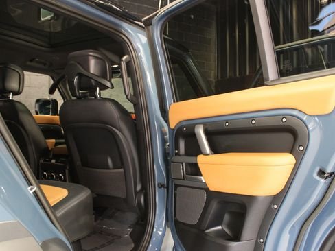 صورة السيارة