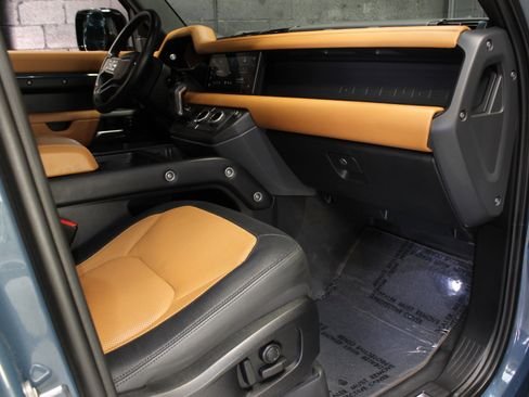 صورة السيارة