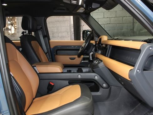 صورة السيارة