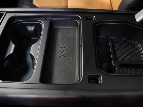 صورة السيارة