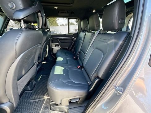 صورة السيارة