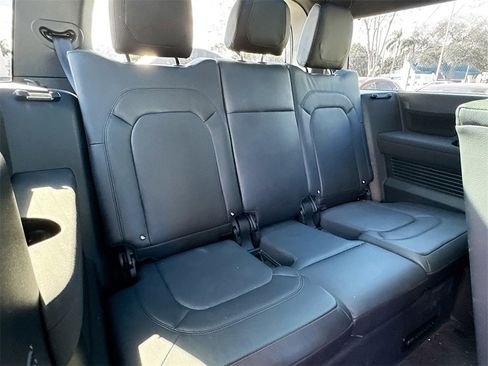 صورة السيارة