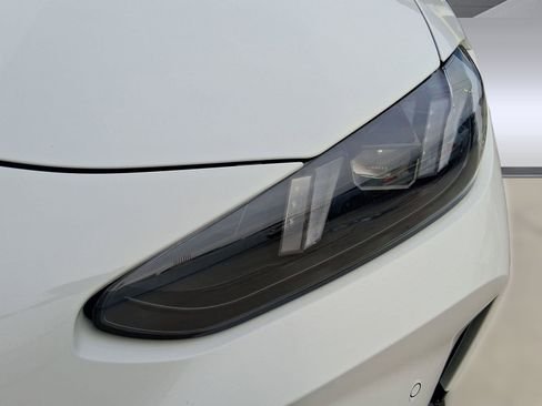 صورة السيارة