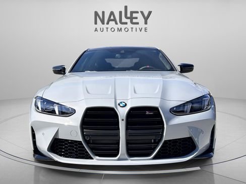 صورة السيارة