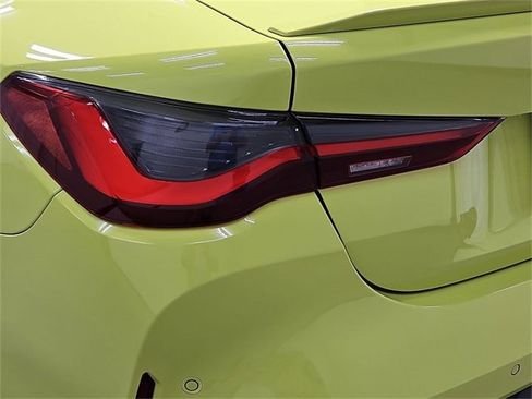 صورة السيارة