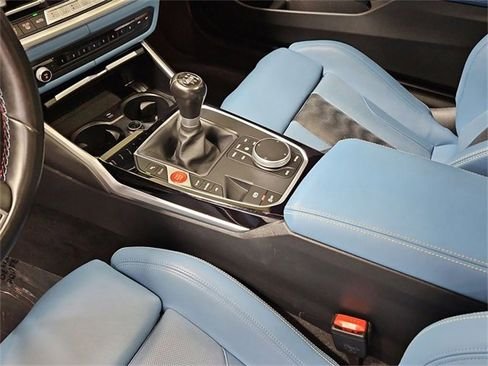 صورة السيارة