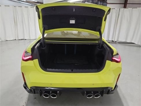 صورة السيارة