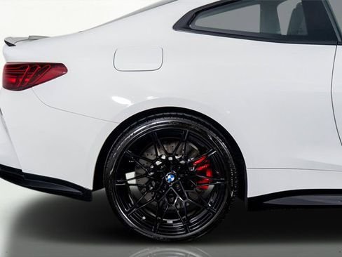 صورة السيارة